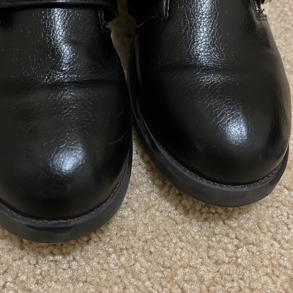 Boots - Picture 7 of 7